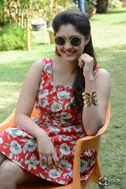 Surabhi-Interview-About-Express-Raja